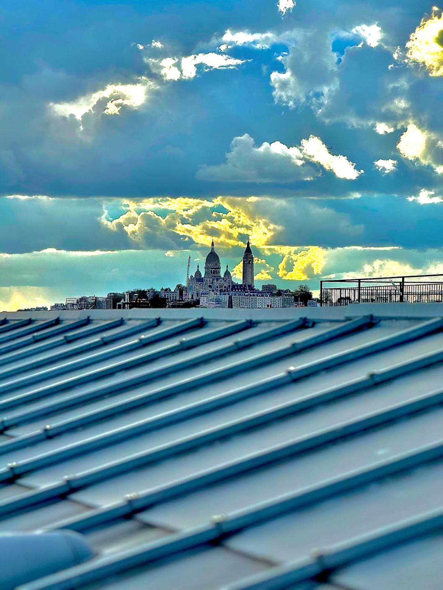 Direct Views Of Eiffel Tower & Sacre-coeur From Mezzanine - 10 Mins To Center Appartement Parijs