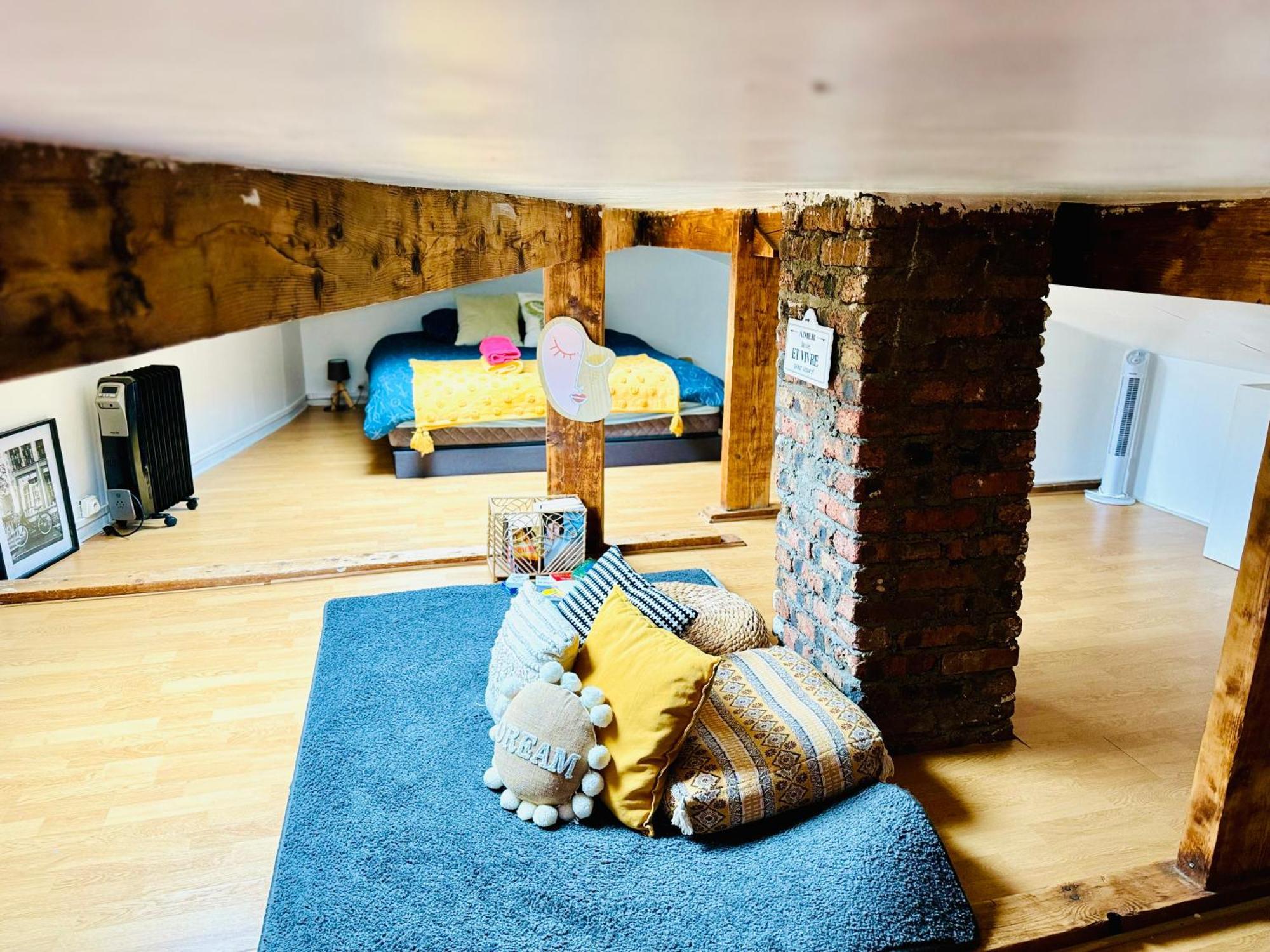 Appartement Direct Views Of Eiffel Tower & Sacre-coeur From Mezzanine - 10 Mins To Center